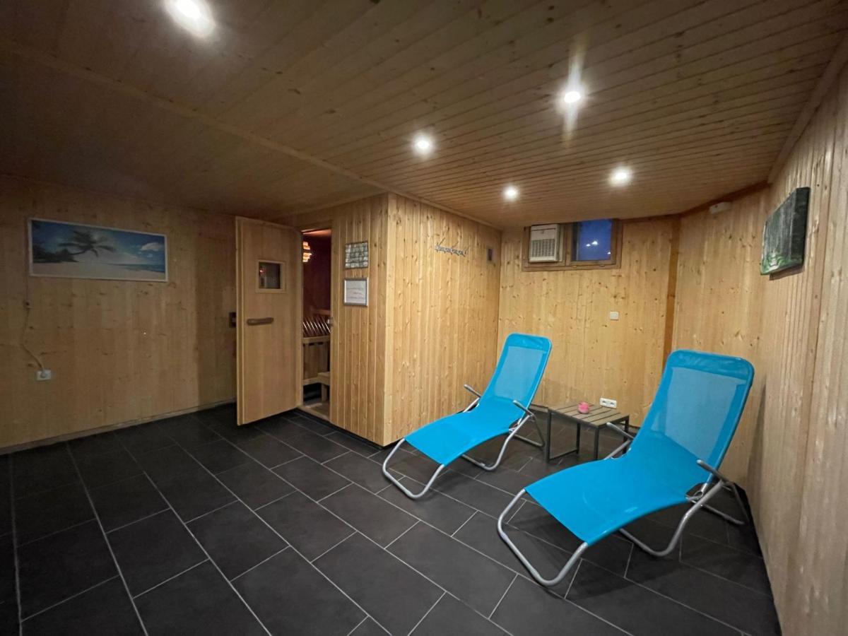 Geraeumiges Domizil Mit Bergblick Und Sauna Oberwössen Extérieur photo